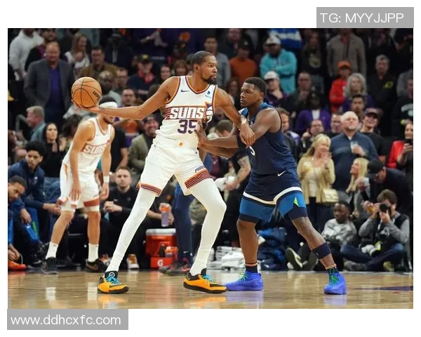 火箭队与骑士队球员个人数据全面对比分析与赛季表现评估